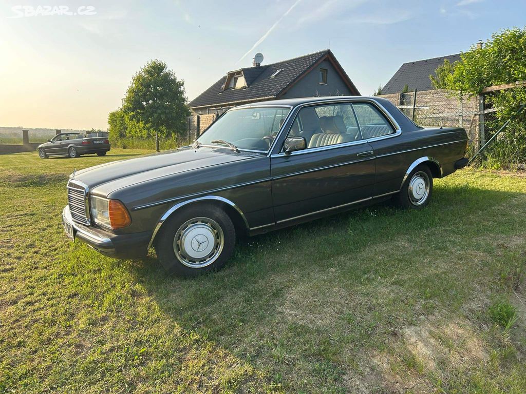 Mercedes 230 CE Coupé 80 KW,rv:1985