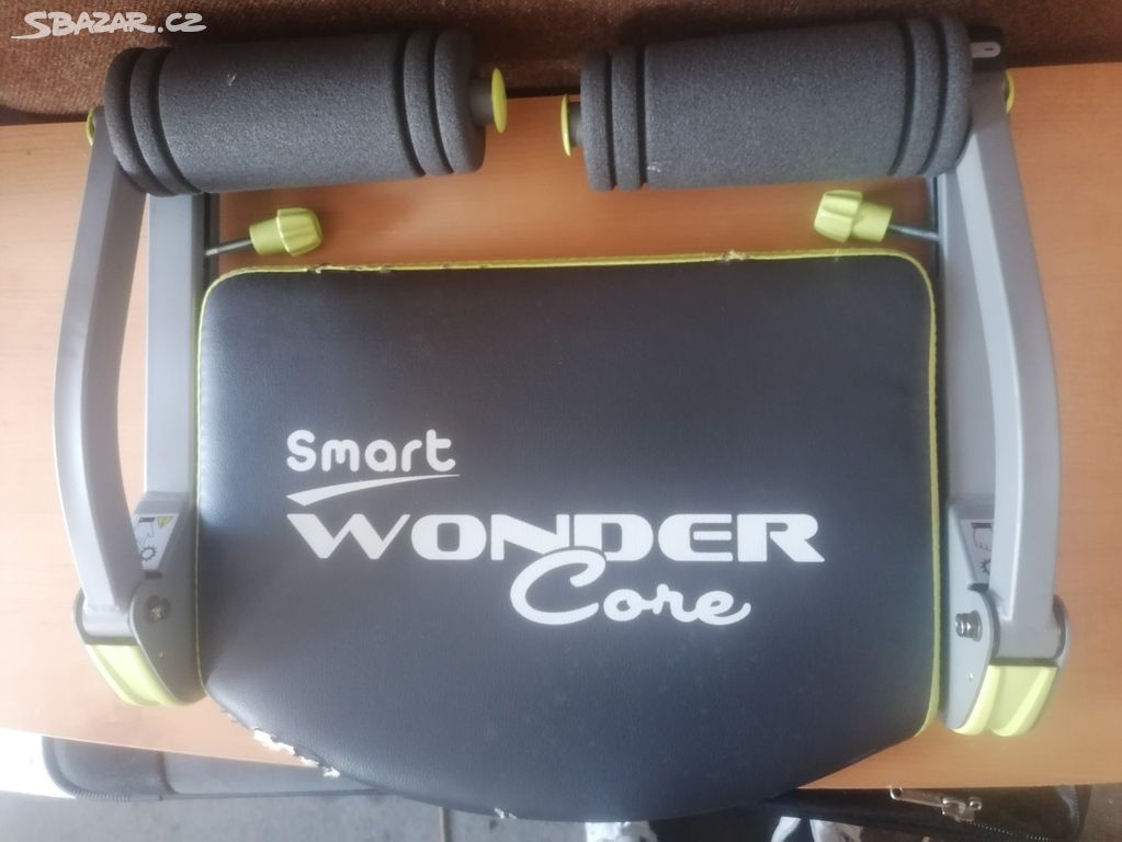 Posilovací stroj SMART WONDER CORE