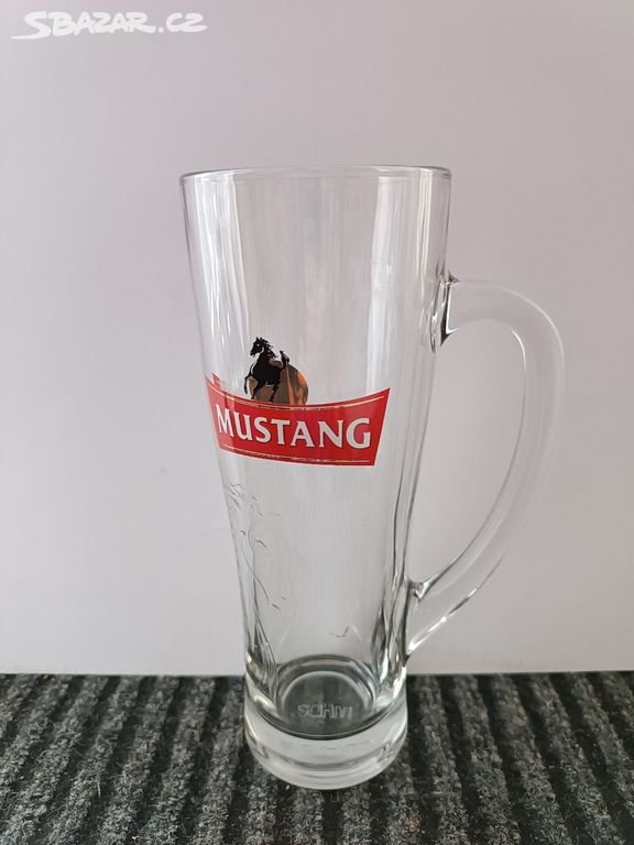 Sběratelský pivní krýgel -MUSTANG - 0,5l - značený