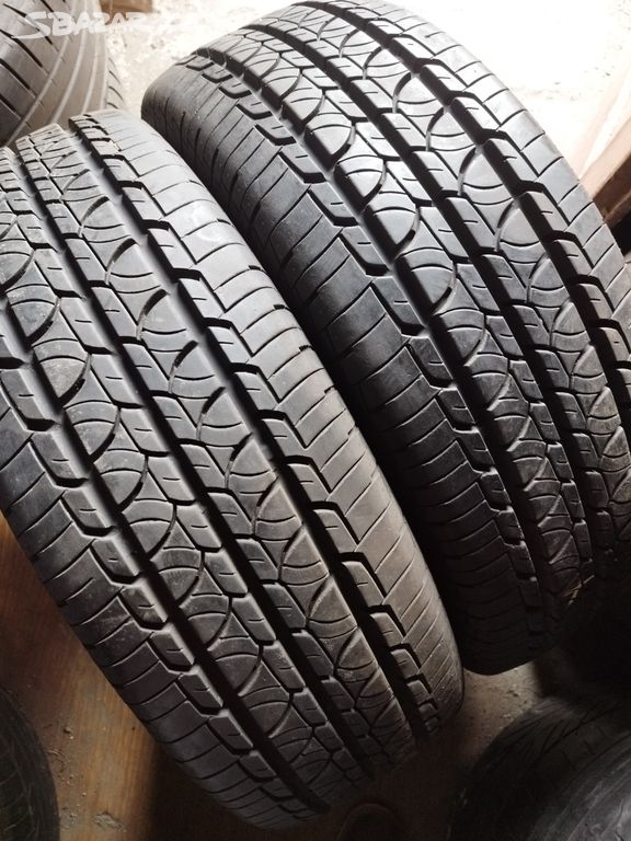 2 LETNÍ BARUM 215/65 R15 C - TOP STAV