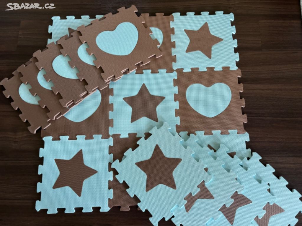 Pěnove puzzle kvězdy a srdce