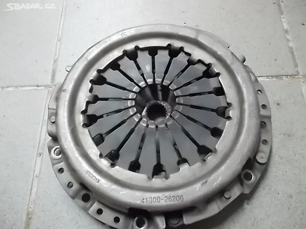 kia-ceed-hyundai-i30-spojka-lip-vka-bazar-sbazar-cz