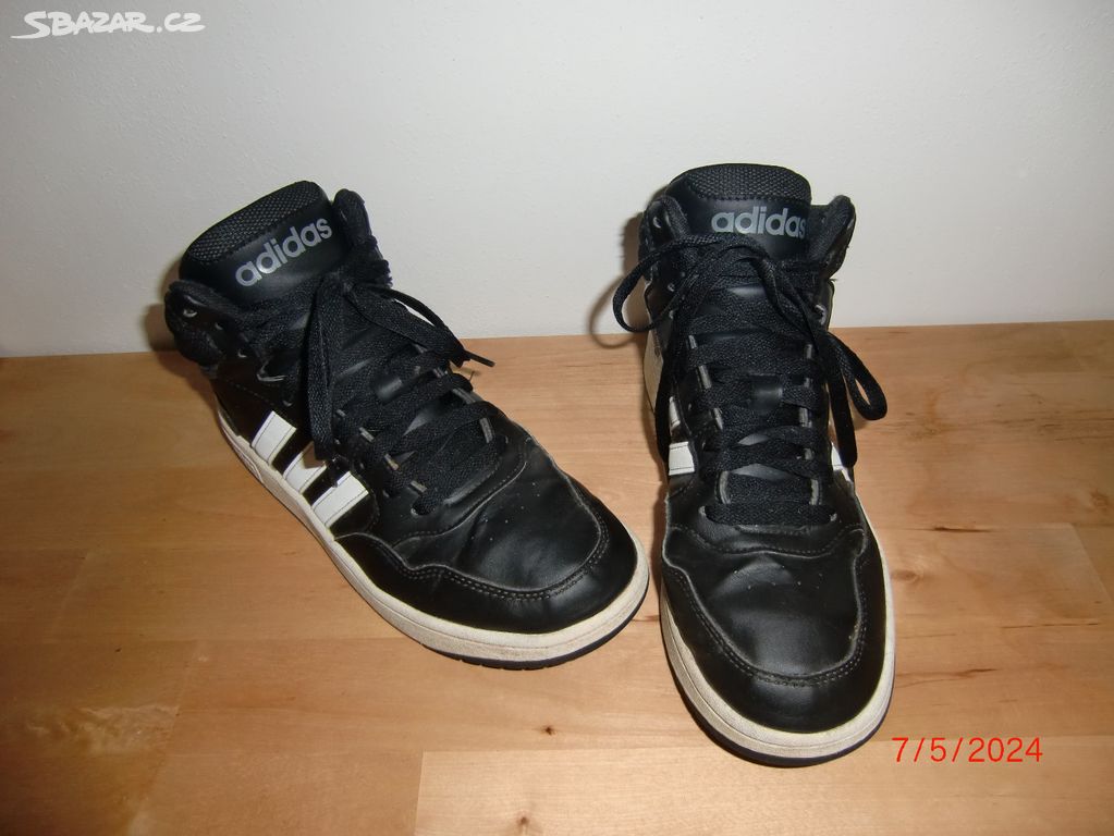 Boty Adidas vel. 38, (US 5,5)