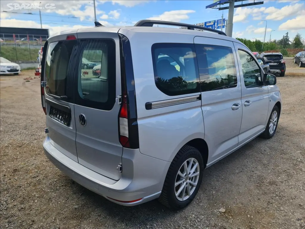 Volkswagen Caddy, 2,0 TDi LIFE - fotka 5