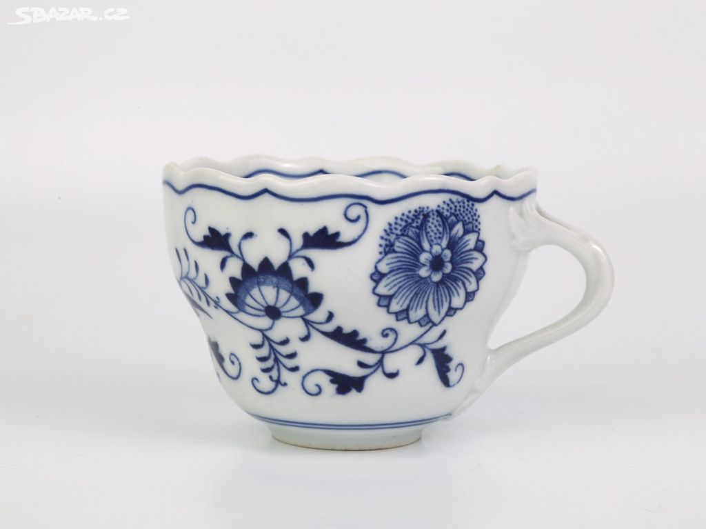 Krásný porcelánový hrnek Míšeň - modrý motiv