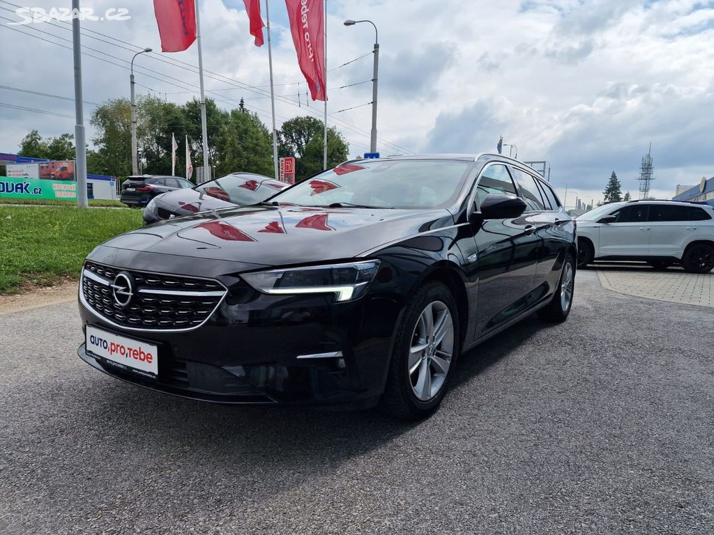 Opel Insignia, 2.0CDTI 128kW Sport 1.Maj DPH