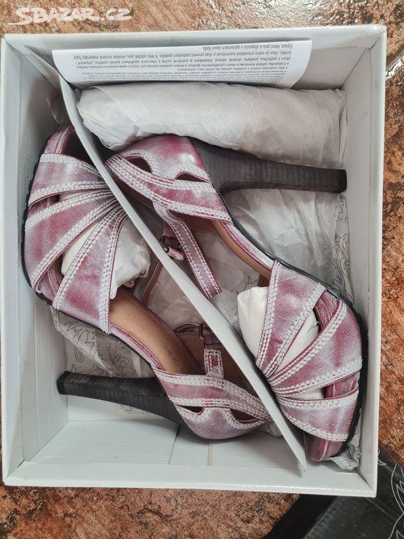 Sandály na podpatku, zn. Marie Claire, kůže,vel.39