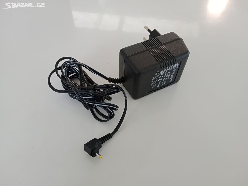 Adaptér G075070D34 230v 50hz 100MA 7.5v 700MA