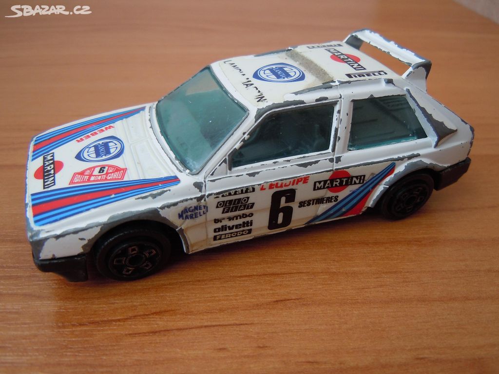 model Lancia Delta S 4 , BBURAGO , autíčko Lancia.