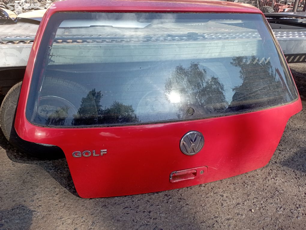 Dveře kufru VW golf IV
