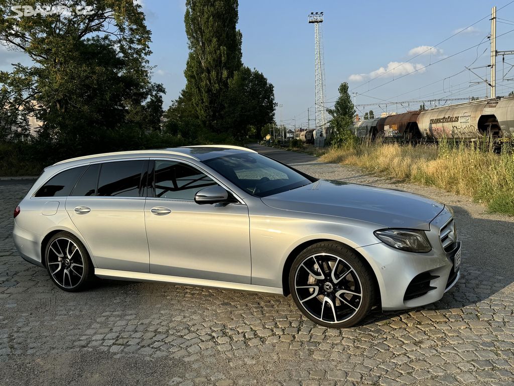 Prodám Mercedes E350d 4matic 2017