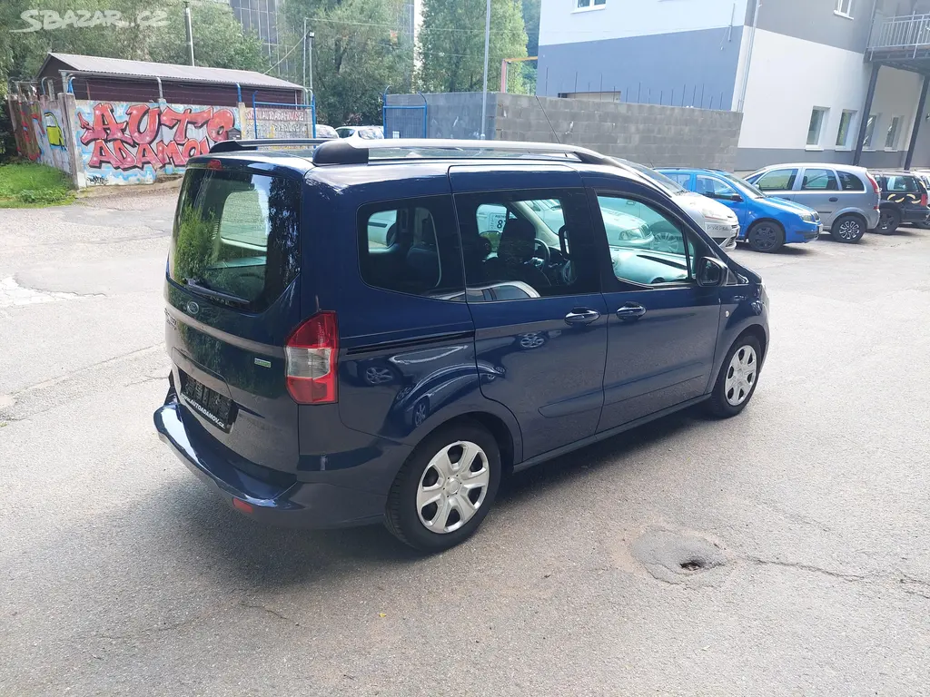Ford Tourneo Courier 1.0i Ecoboost, rok 2016.. - fotka 6