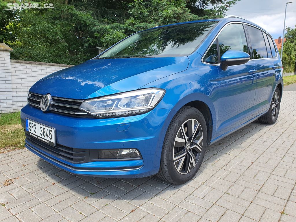 Volkswagen Touran Highline 2.0TDI 150PSBMT DSGLED