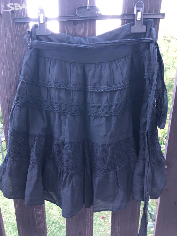 Černá letní sukně