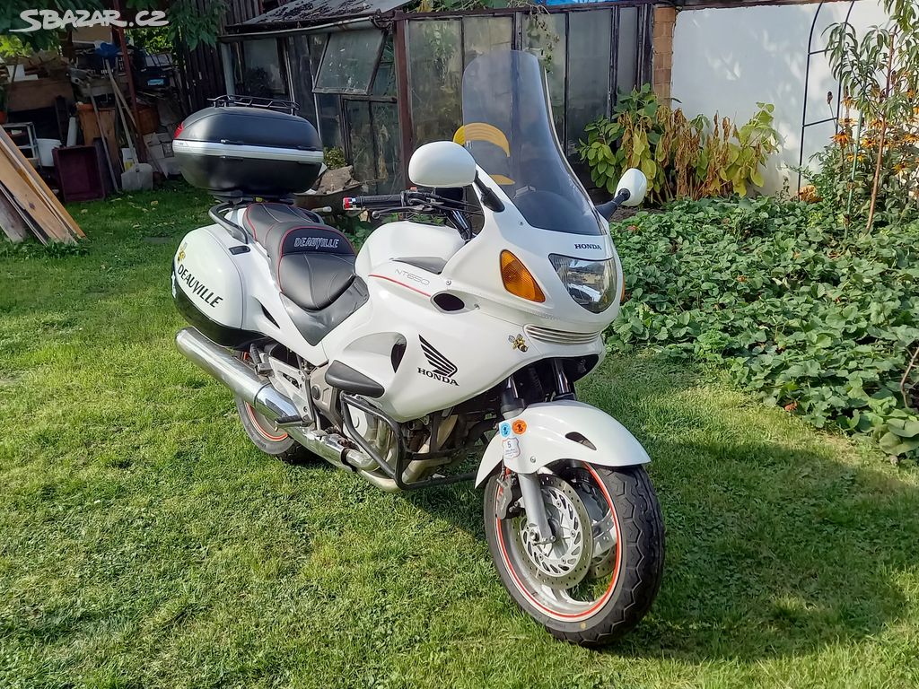 cestovní motocykl Honda DEAUVILLE 650 NT