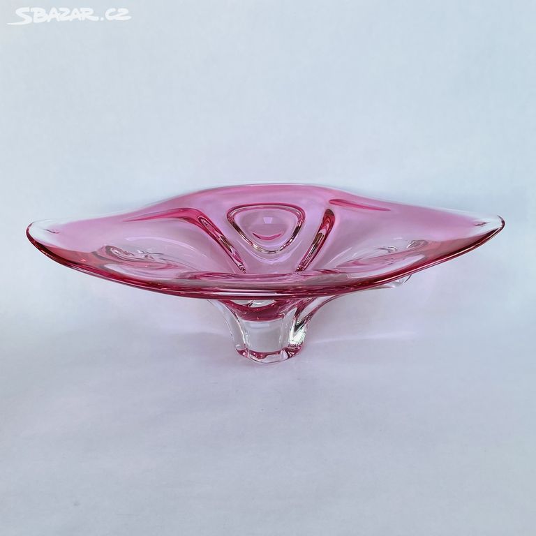 J. Hospodka Velká mísa 37 cm, růžové hutní sklo