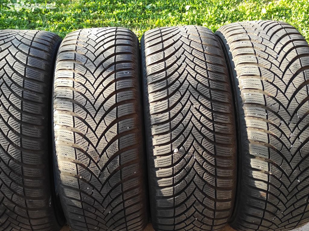 215/55R16 zimní pneumatiky Semperit