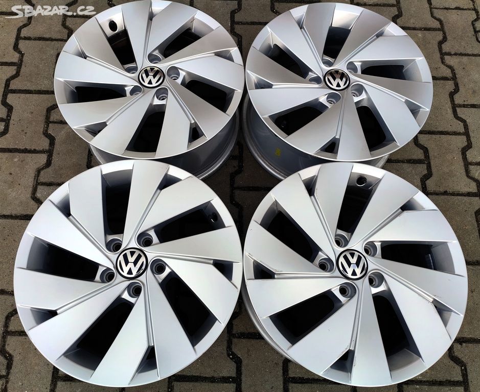 Alu kola originál Volkswagen Golf VIII 5x112 R17