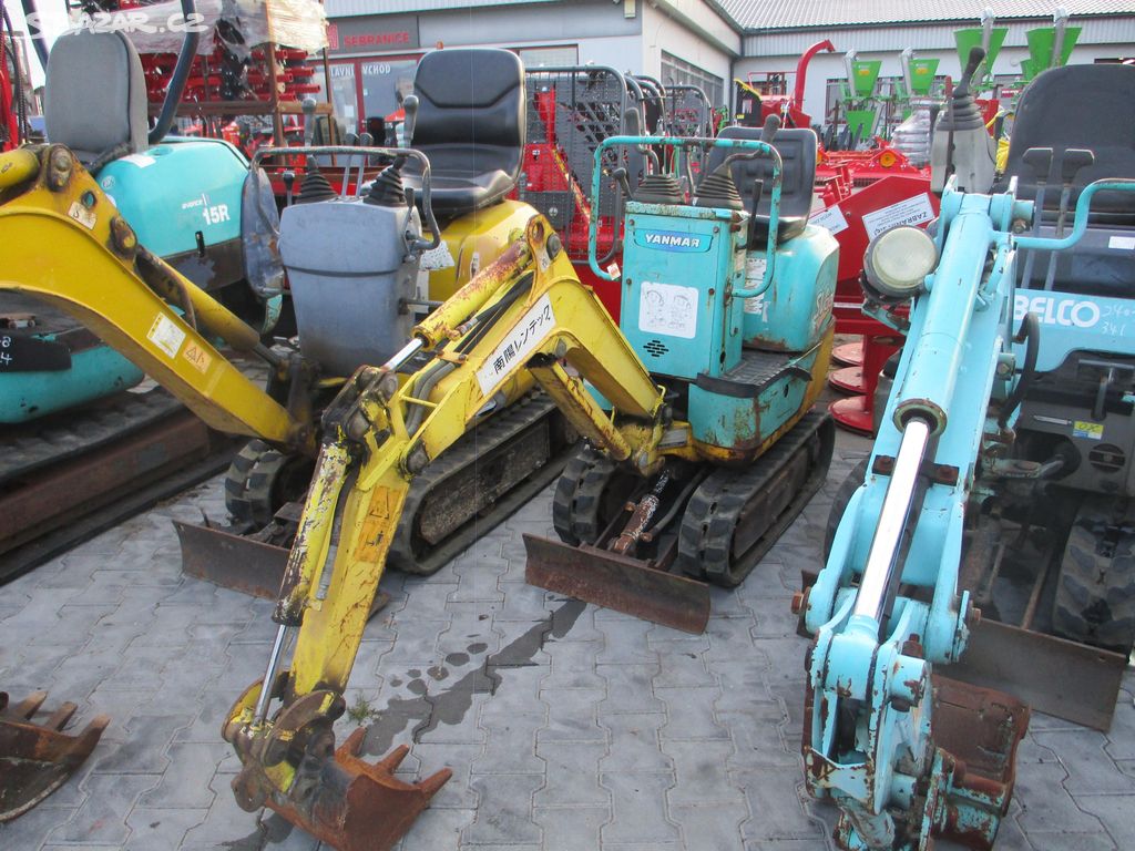 Minibagr Yanmar SV-05 500kg 1