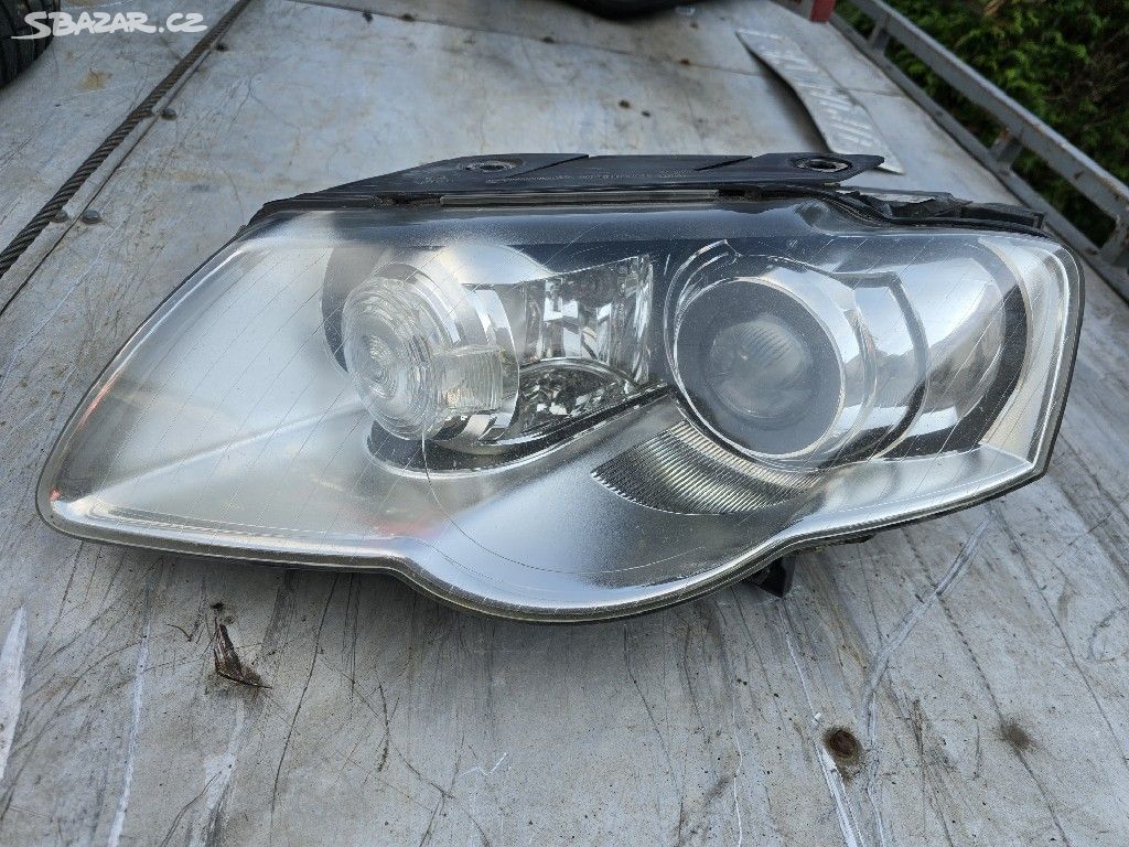 LEVÝ XENON PASSAT 3C 3C0941751K