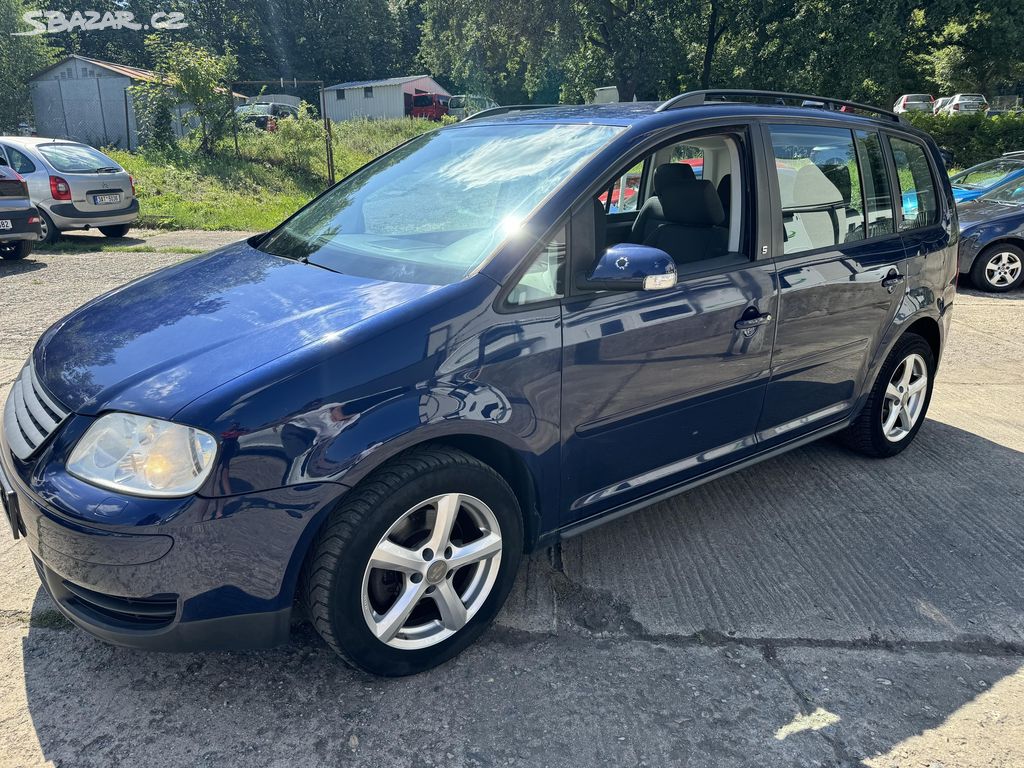 VW Touran 1,6 FSI 85 kW