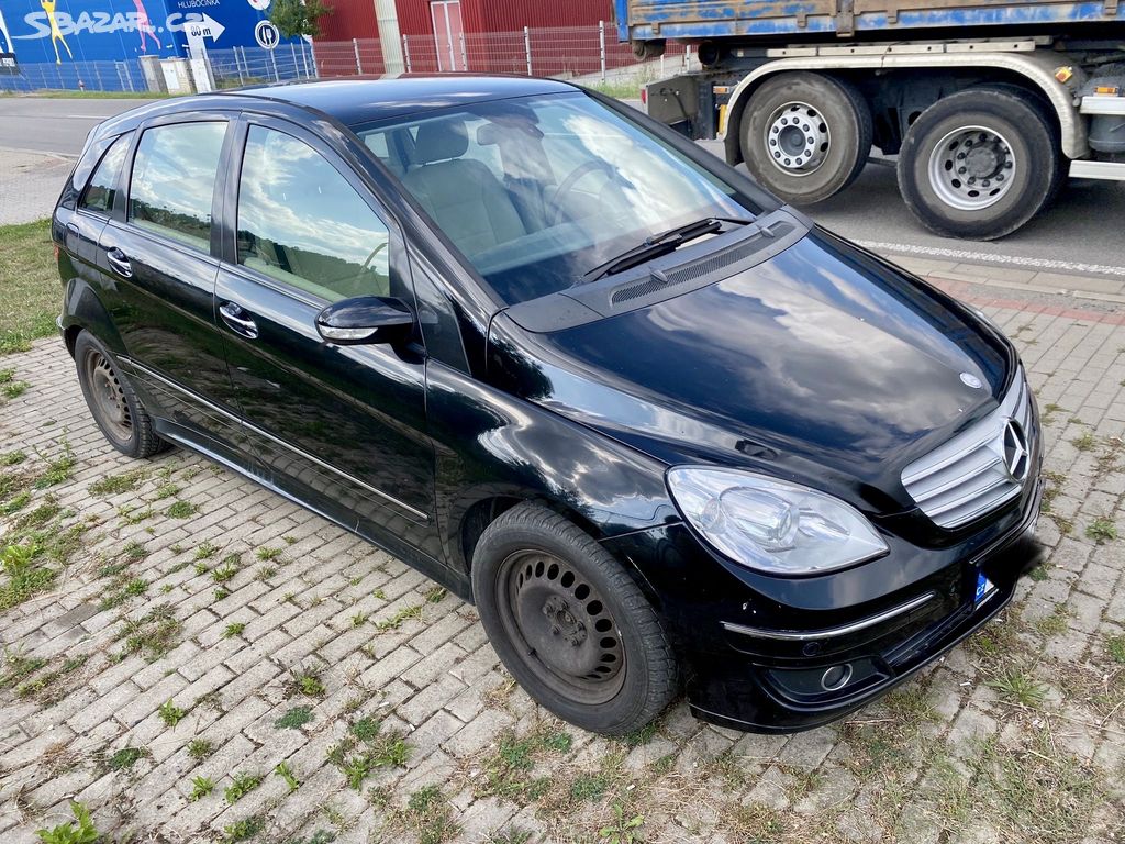 MERCEDES BENZ B 180CDi