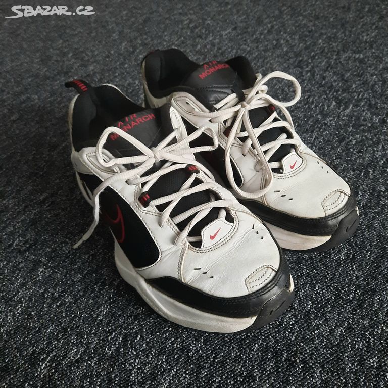 Nike Air Monarch 42.5 vyčištěné a naimpregnované