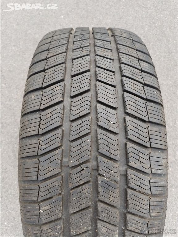 Barum Polaris 3 - pneu 245/45 R18