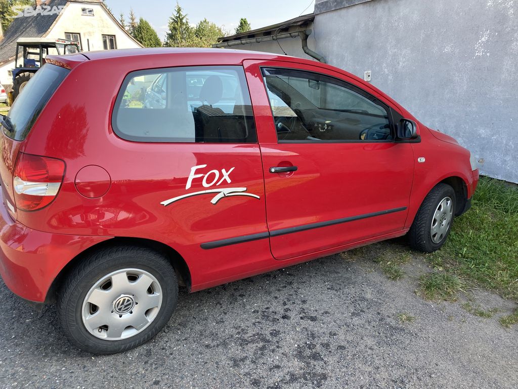 VOLKSWAGEN -FOX-i