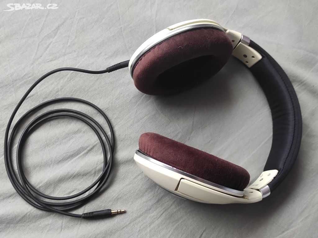 sluchátka Sennheiser HD 599