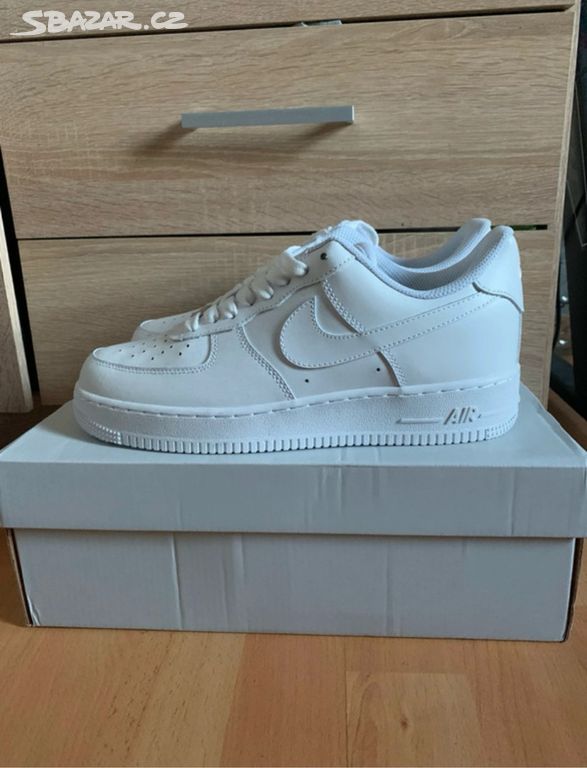 Nike Air Force 1