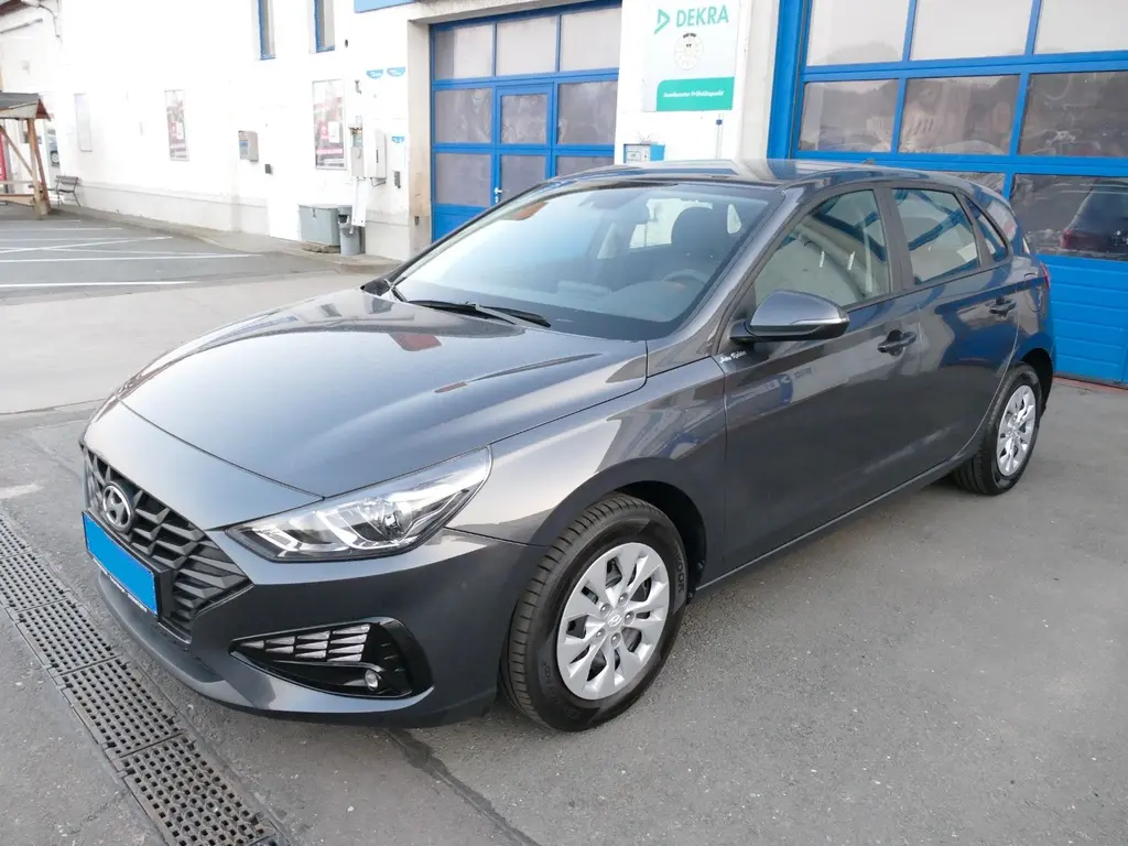Náhled: Hyundai i30 1.5 Pure - 110 PS