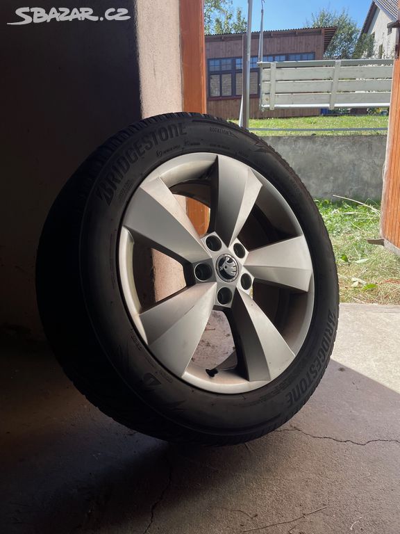 Alu Škoda 5x112 ET 38 r17 - zimní pneu