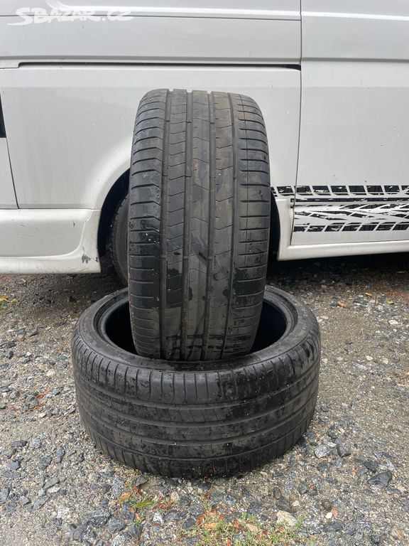 Letní pneu 275 35 20 pirelli 2 ks