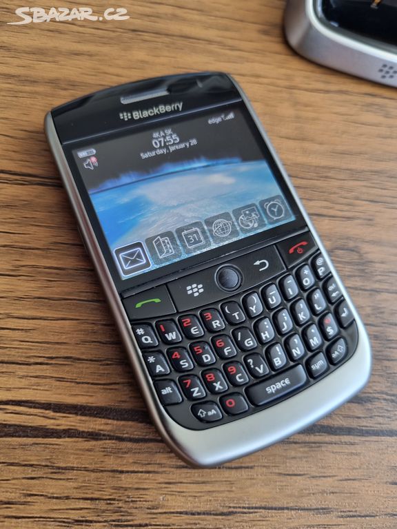 Blackberry 8900