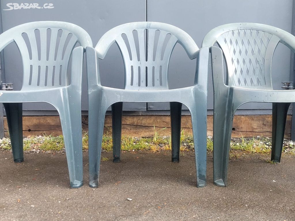 Židle plastové zahradní
