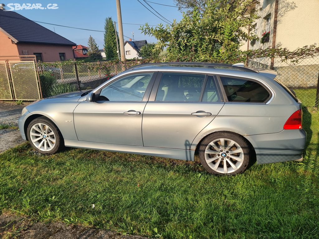 BMW e91 330xD