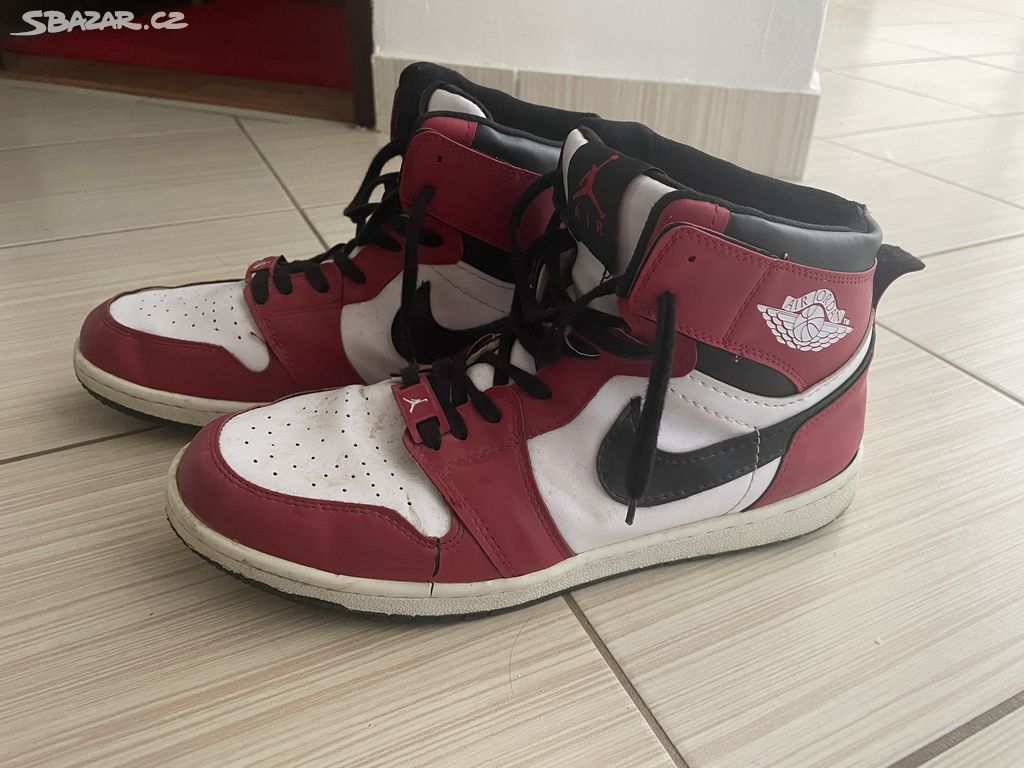 Pánské tenisky Nike Air Jordan 1 vel.44