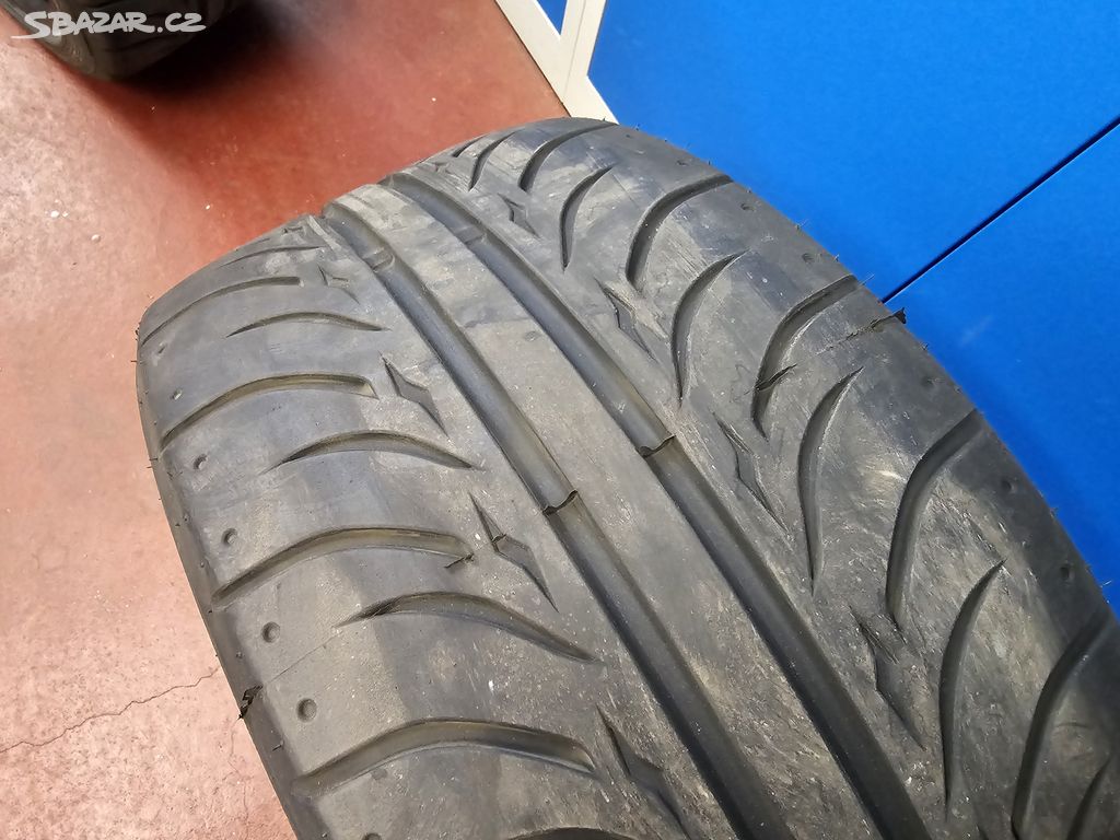 Nové Zestino Gredge 07R 265/35 R18 (DOT4223)