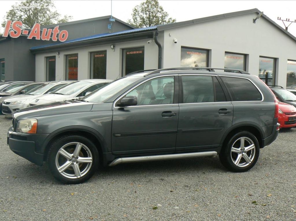 Volvo XC90, 2,5 D5 4x4 MANUÁL