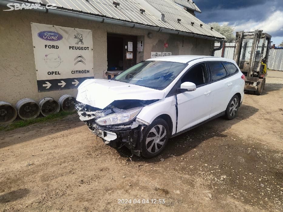 Prodám veškeré náhradní díly Ford Focus 2016 1.6