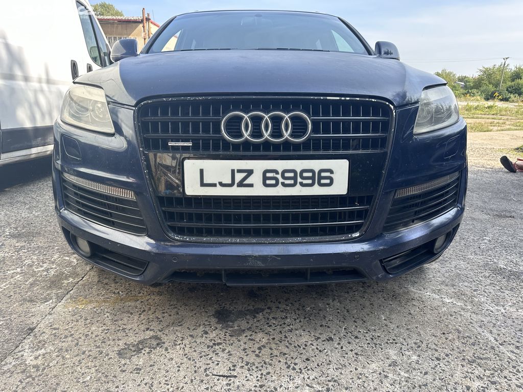 Predni naraznik s maskou Audi Q7 2008 S-LINE