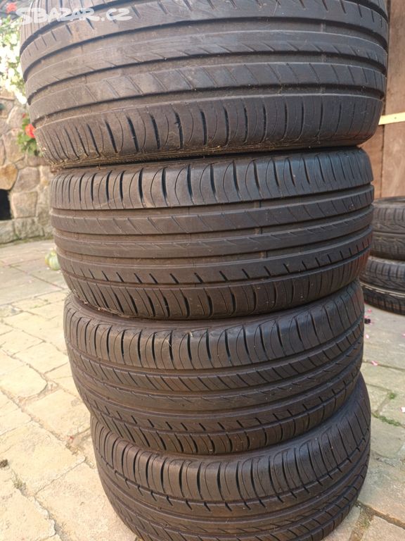 Letní pneu 205/45R16