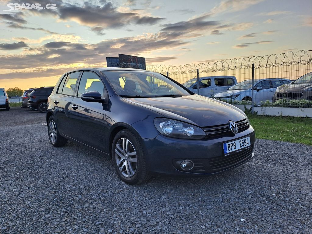 Volkswagen Golf, 1.4TSI 2.MAJ VELMI PĚKNÉ AUTO