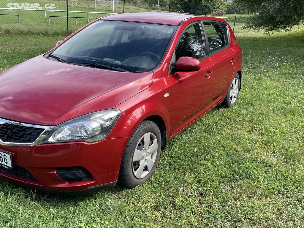 Kia Ceed 1.4 benzín, původ ČR, NOVÉ ROZVODY