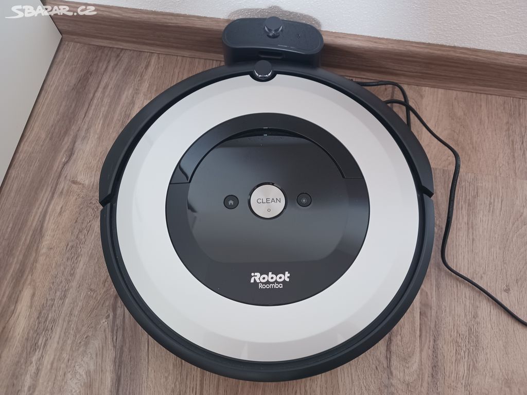 Robotický vysavač iRobot Roomba e5