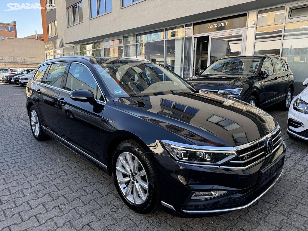 VW Passat B8 2.0 TDI 110kW DSG R-Line Panorama ACC