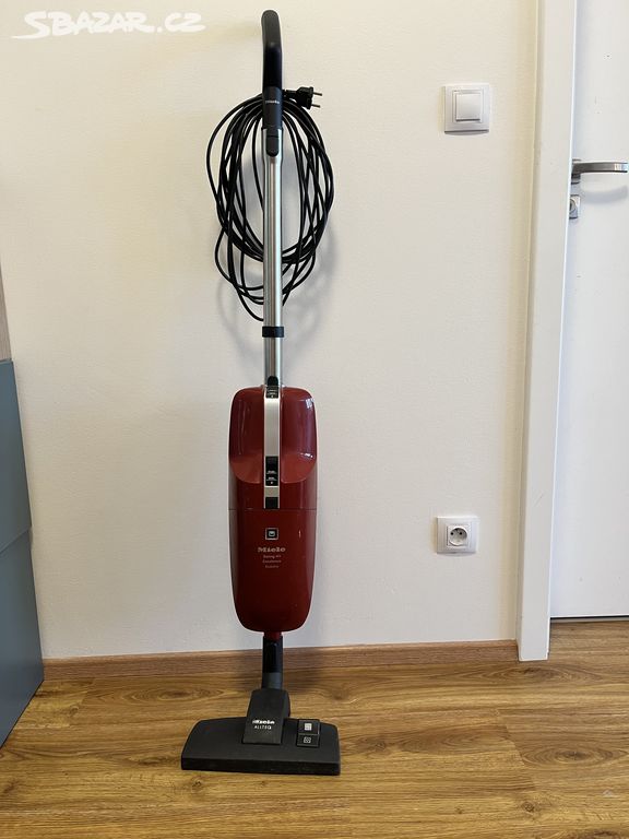 Tyč.vysavač Miele Swing H1 Excellence + orig.sáčky