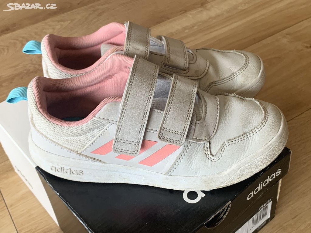 Adidas tenisky 35