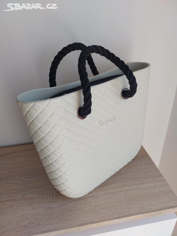 Obag mini matelasse ivory black